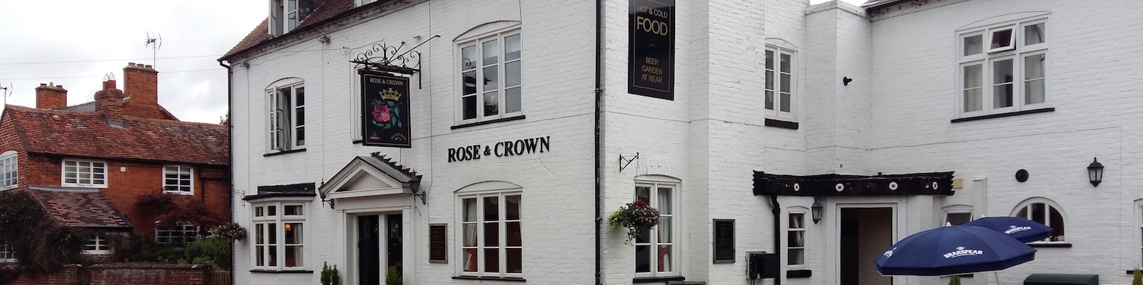 rose and crown feckenham front of pub